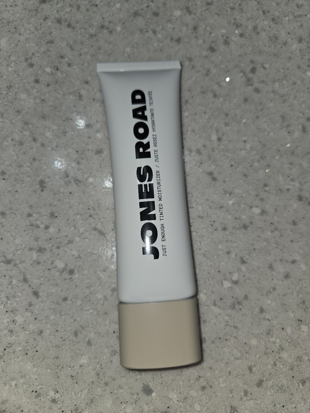 Jones Road Just Enough Tinted Moisturizer in Ivory